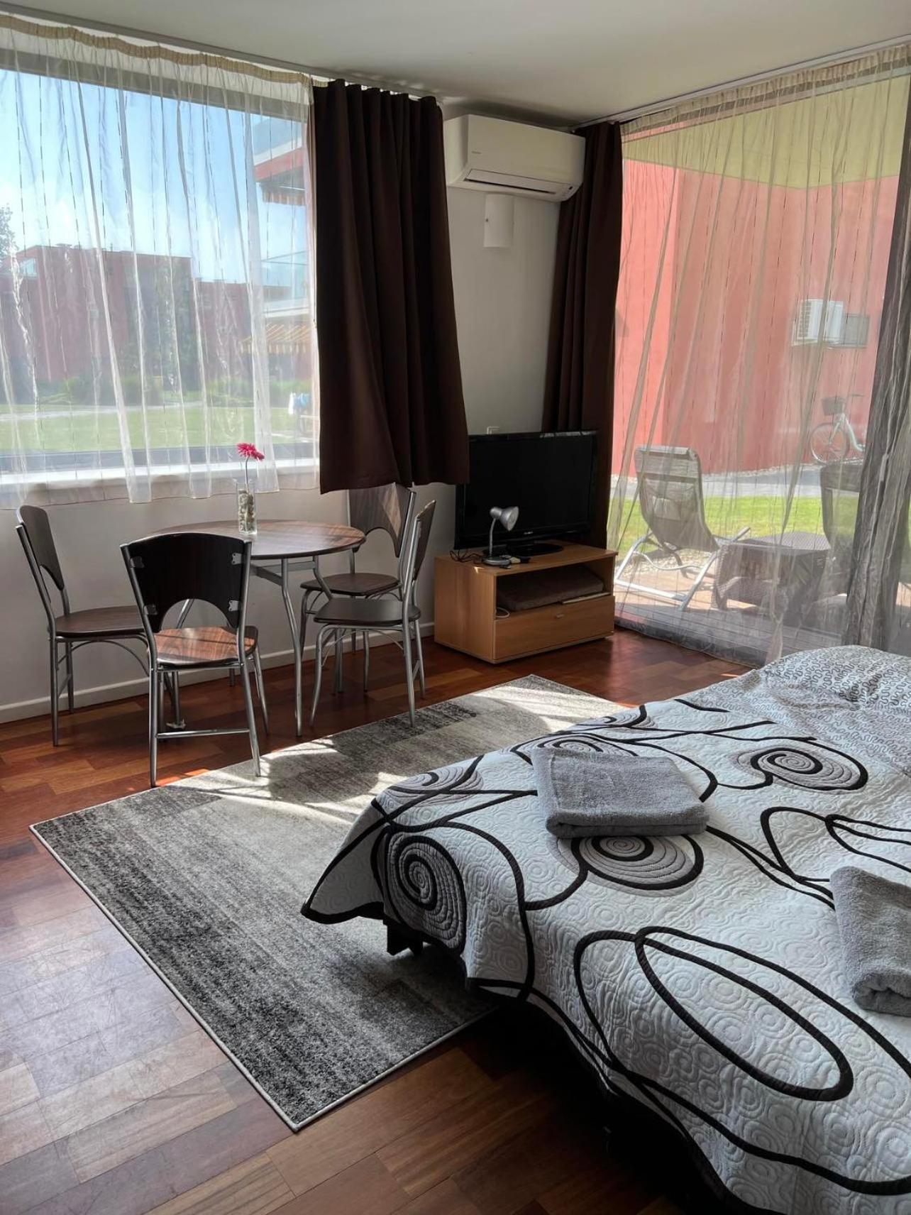 Bavaria Club Apartman Balatonlelle Exterior photo