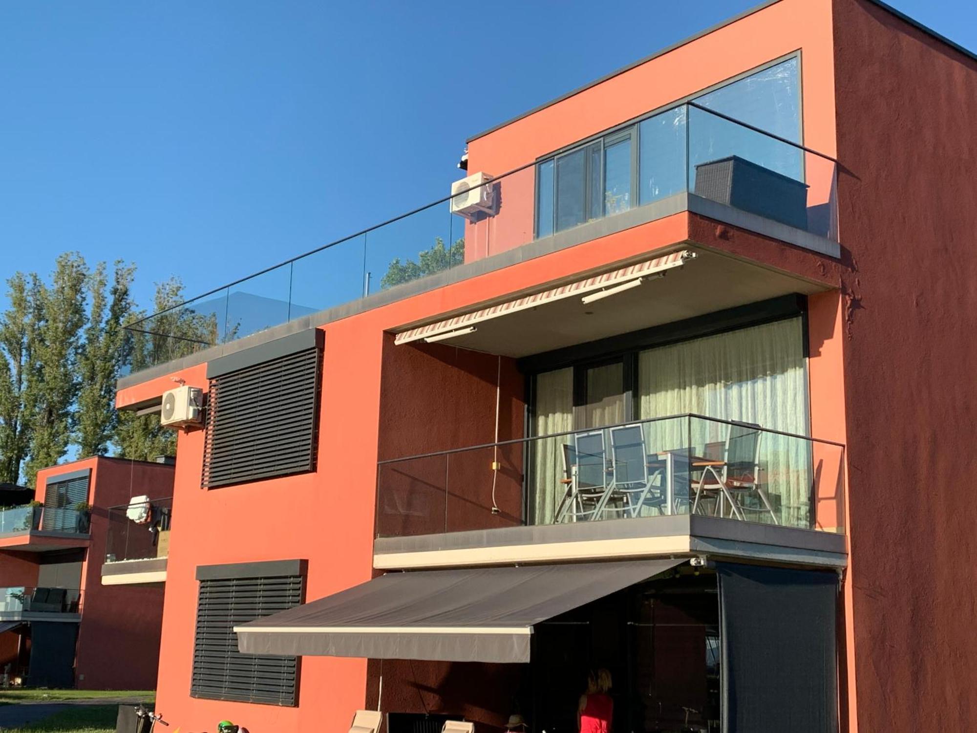 Bavaria Club Apartman Balatonlelle Exterior photo