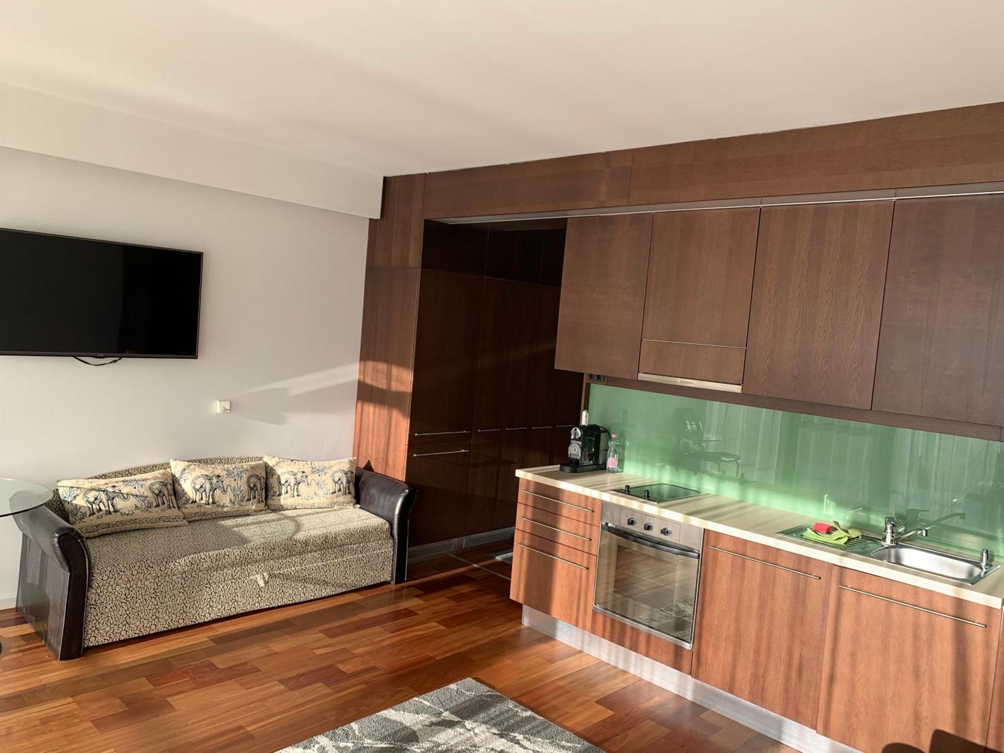 Bavaria Club Apartman Balatonlelle Exterior photo